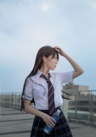欧美风小姐姐18岁_超清免费在线观看
