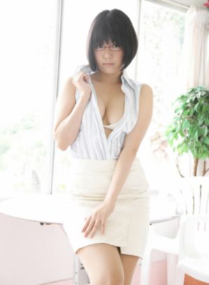 扒开她的黑森林让我添动态图_1080P在线播放观看